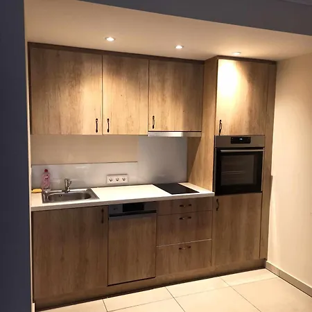 Veka Apartman *
