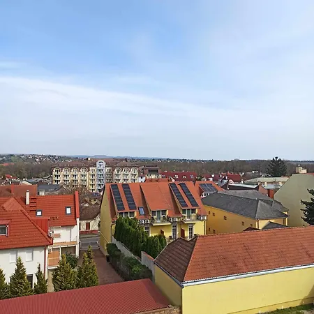 Veka Apartman Apartament Héviz